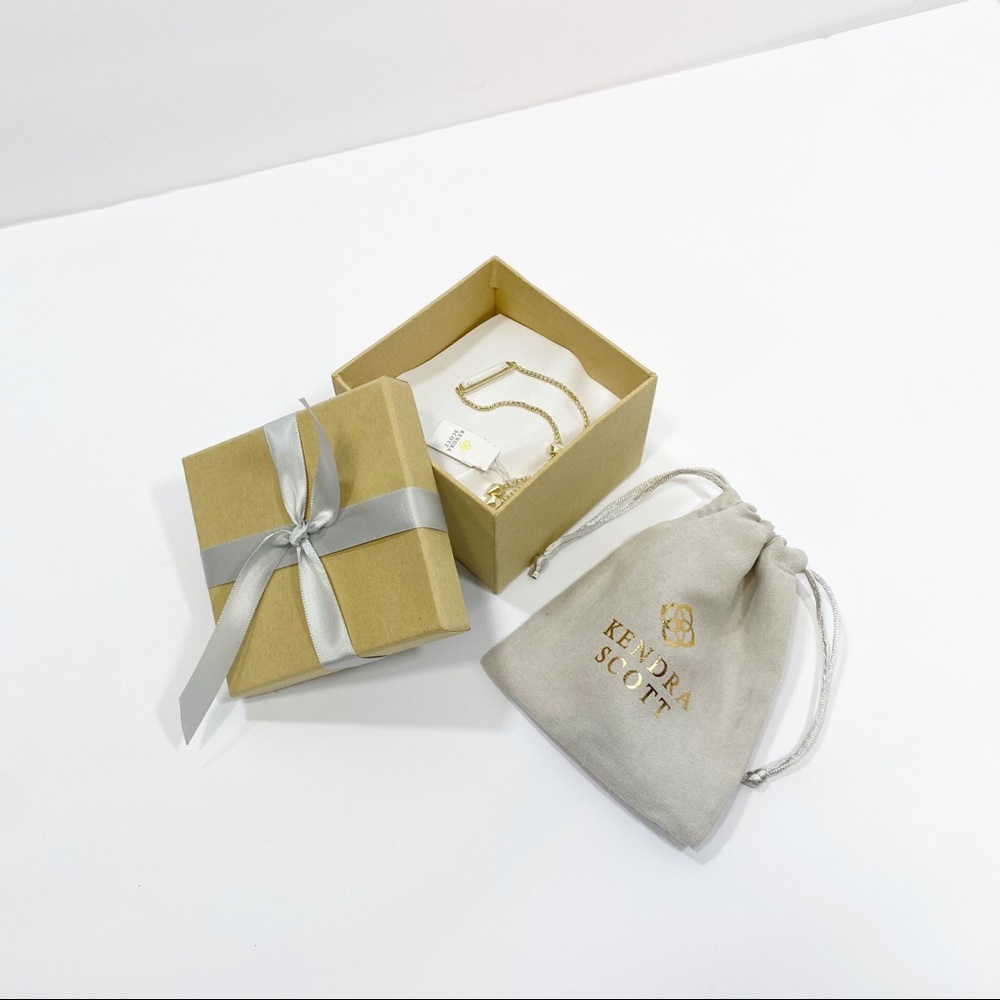 Kendra Scott Gold ivory Pearl bracelet - Picture 3 of 7